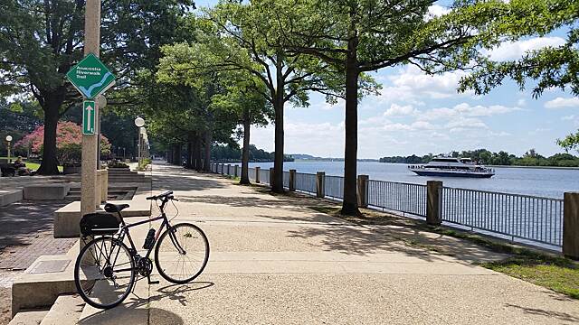 Anacostia Riverwalk Trail Photos | TrailLink