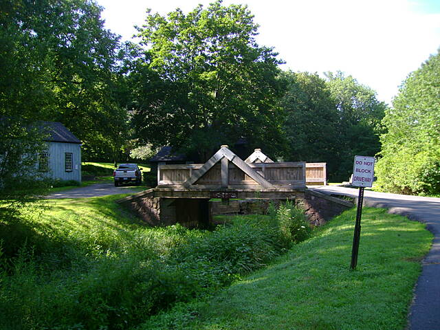 Farmington Canal Heritage Trail Photos  TrailLink