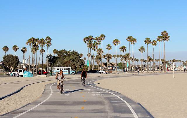 shoreline bike path